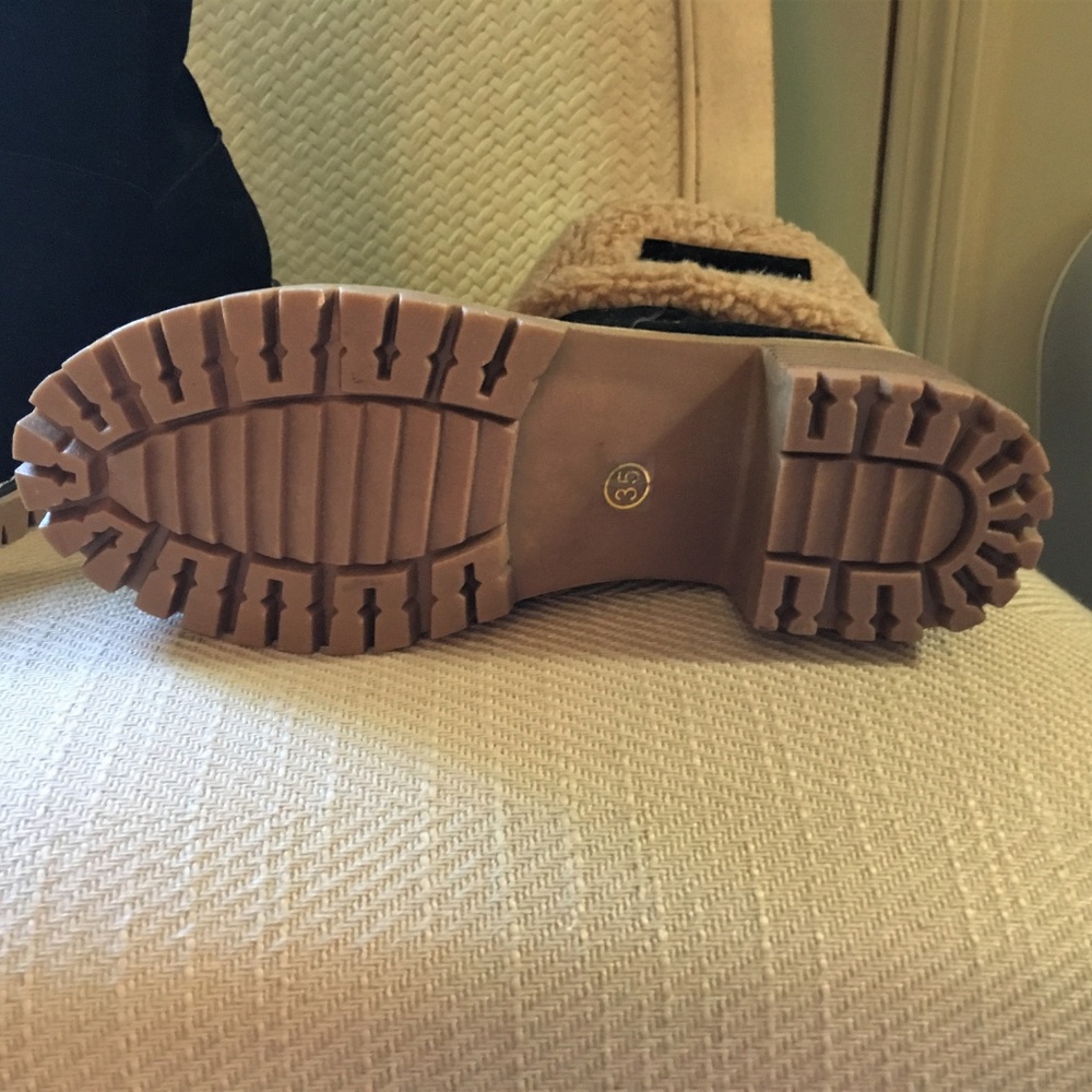 Winter Boots - image 2